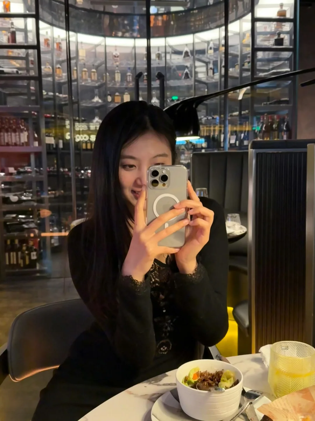 少女不行那就变少妇吧。哈哈哈