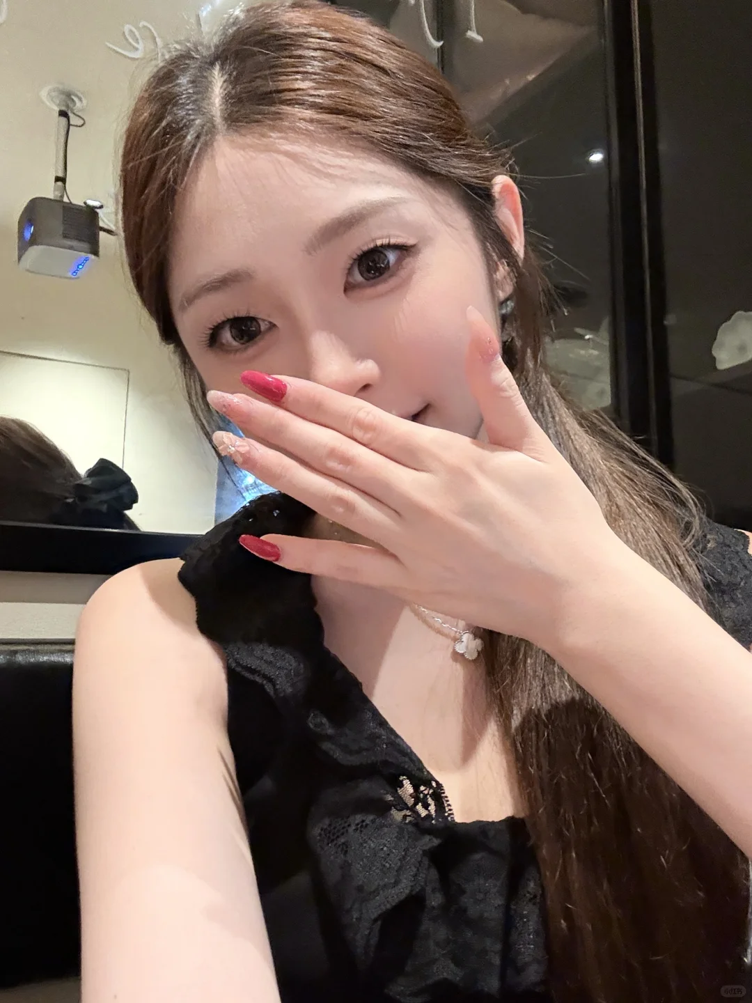 Nail💅🏻｜一款美女味很浓的美甲！如此显白✨