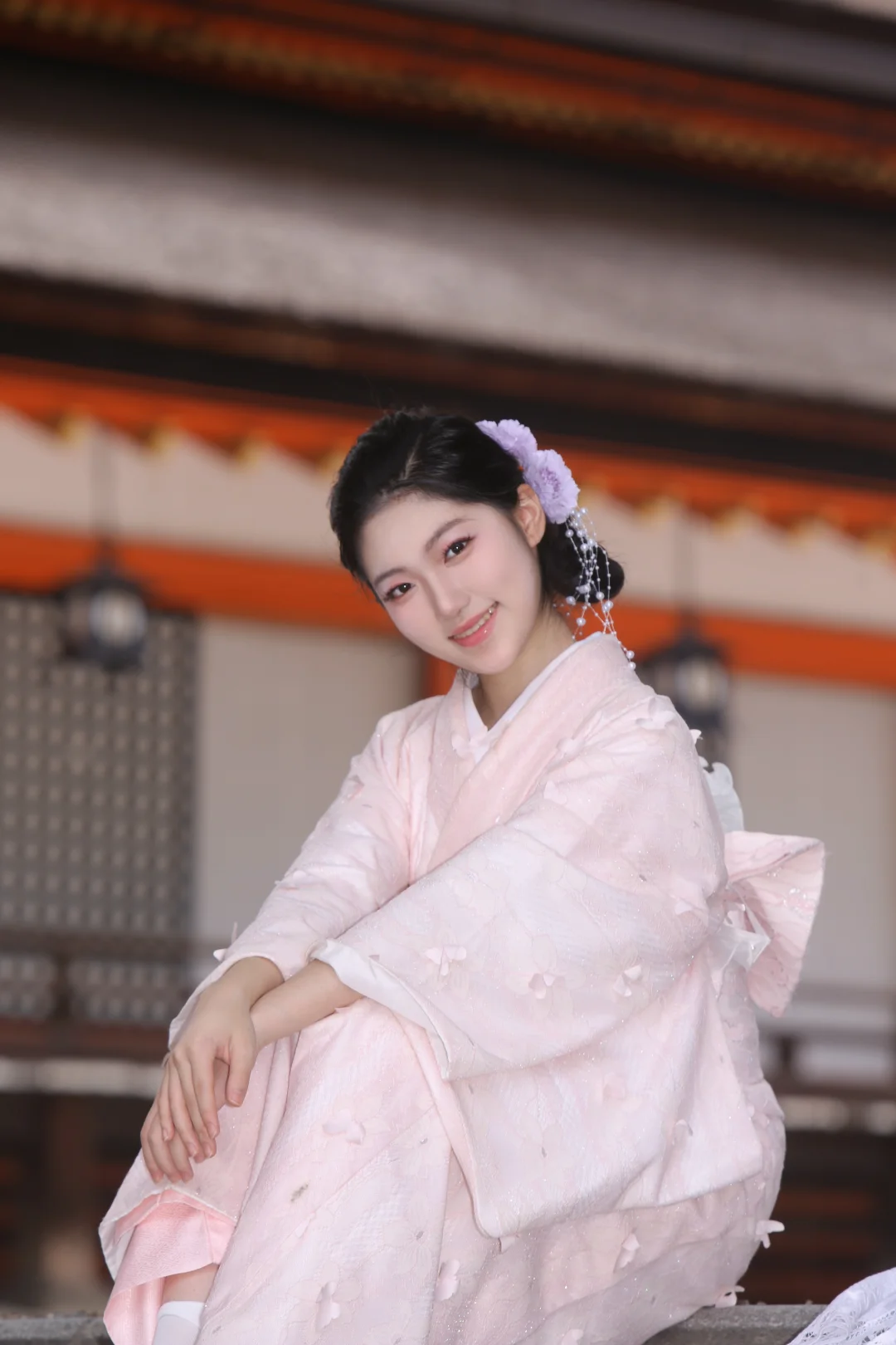 这个小妹妹才18