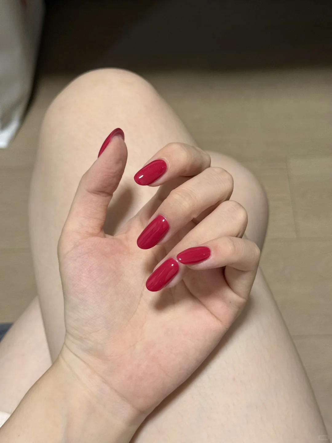 玫红色的指甲怎么可以这么好看！！！