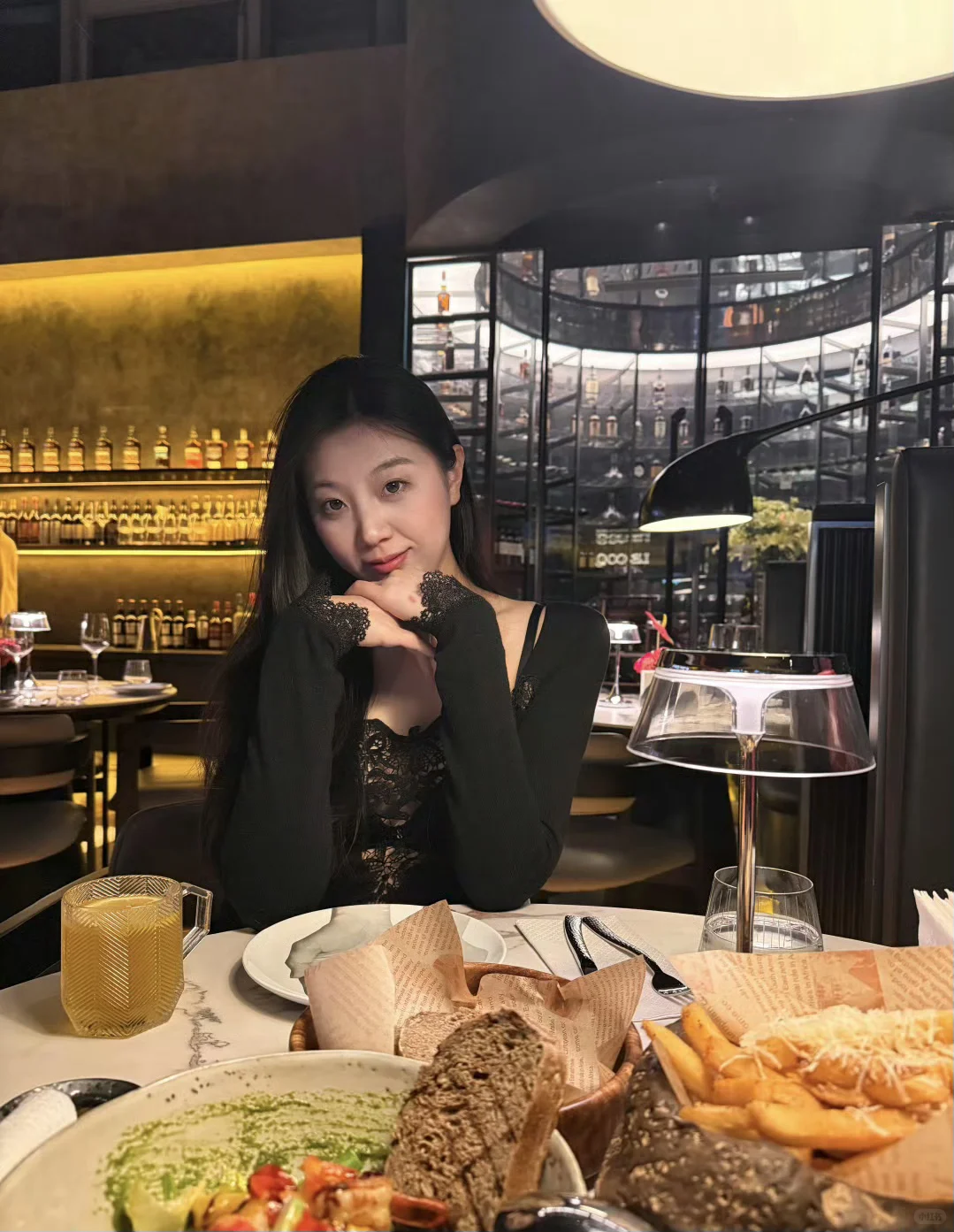 少女不行那就变少妇吧。哈哈哈