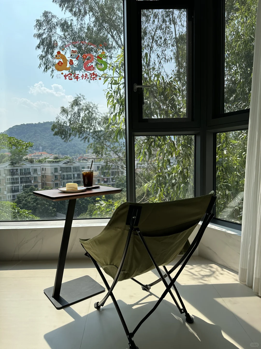 我在广州，买了个很小很小的山景房子