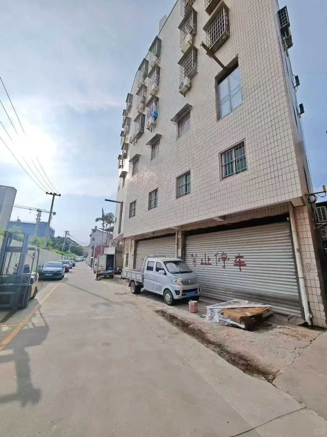 喜盈门 同集路TDK对面 店面 仓库出租
