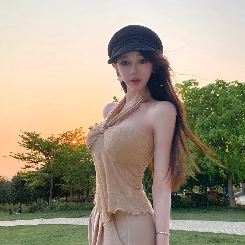 Chill巧儿【天生尤物】杏色蕾丝抹胸上衣