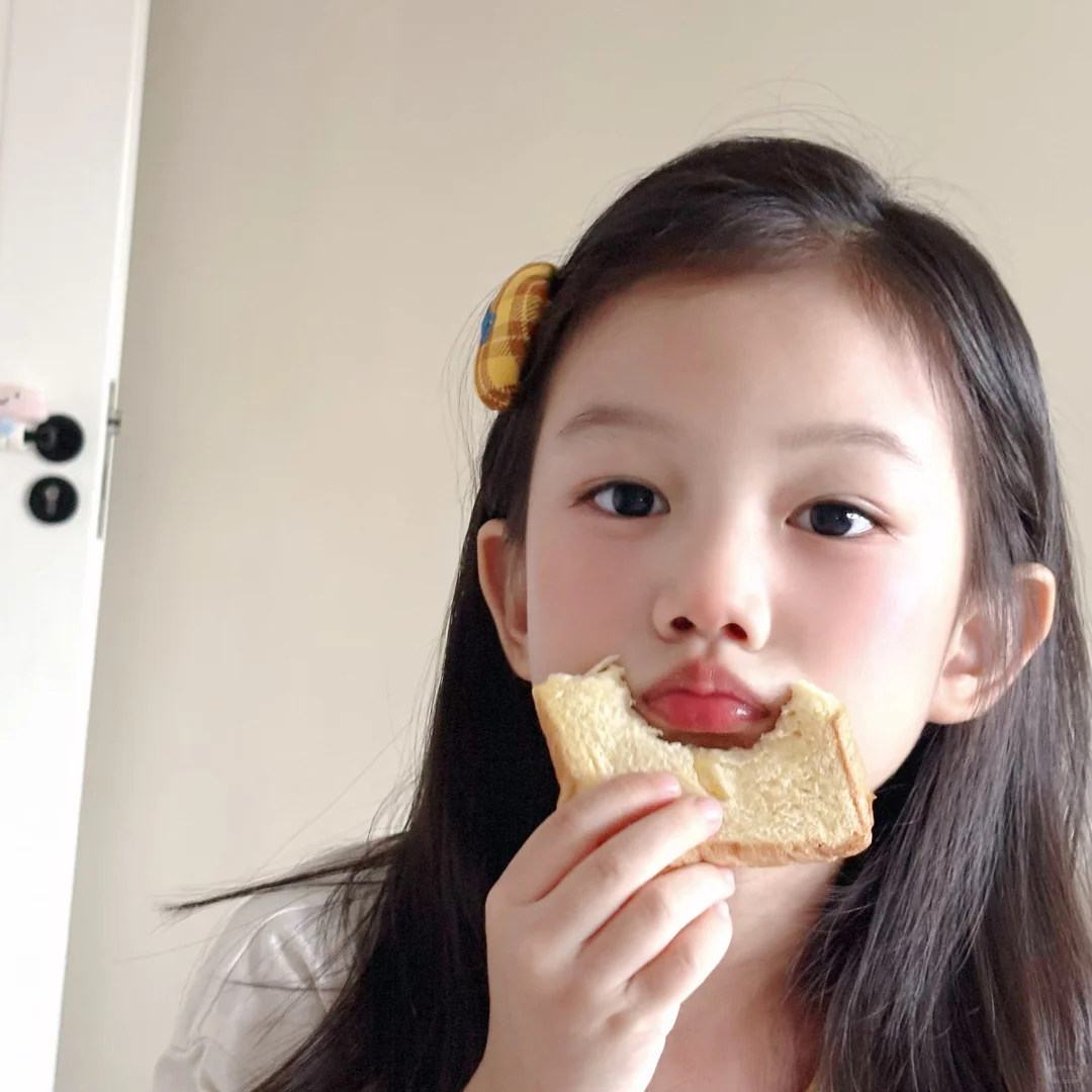 谁偷吃了我的面包 •᷄ᯅ•᷅