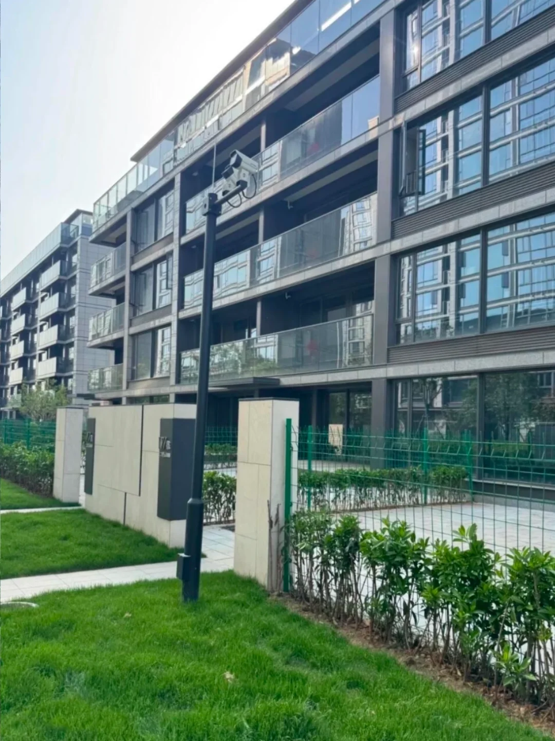汉口CBD洋房,原480W 现43折206w带4000豪装!