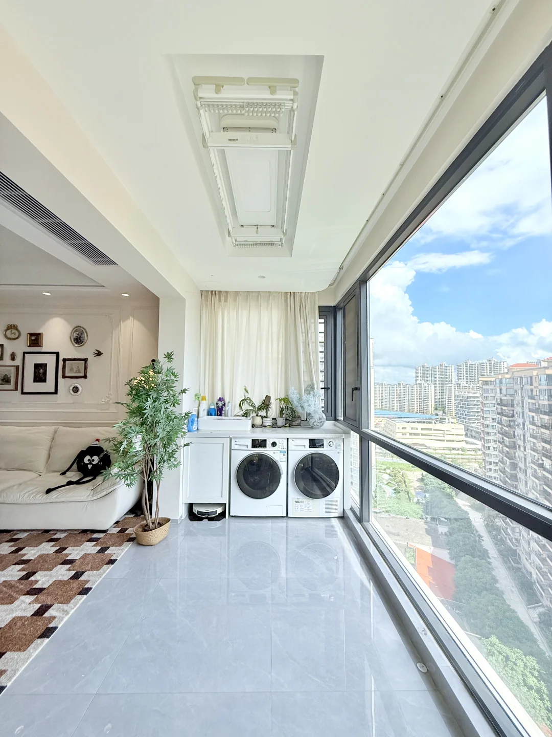你可能不认识我，但或许看过我家的阳台🏠