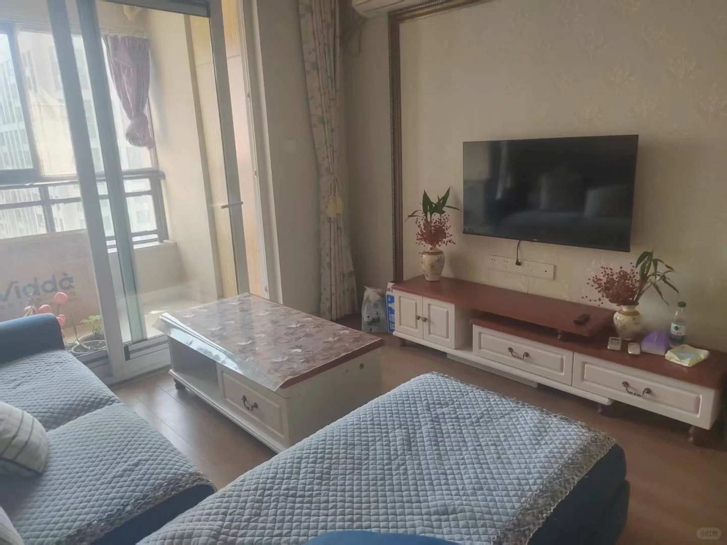 业主自己拍的照片，技术不怎么样，月底退房