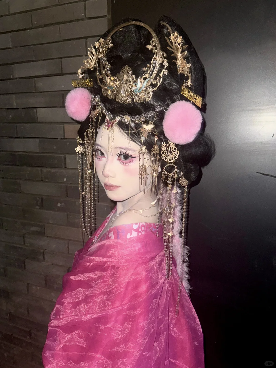 “我是妖又如何？大王难道不爱吗？”｜西安妆造