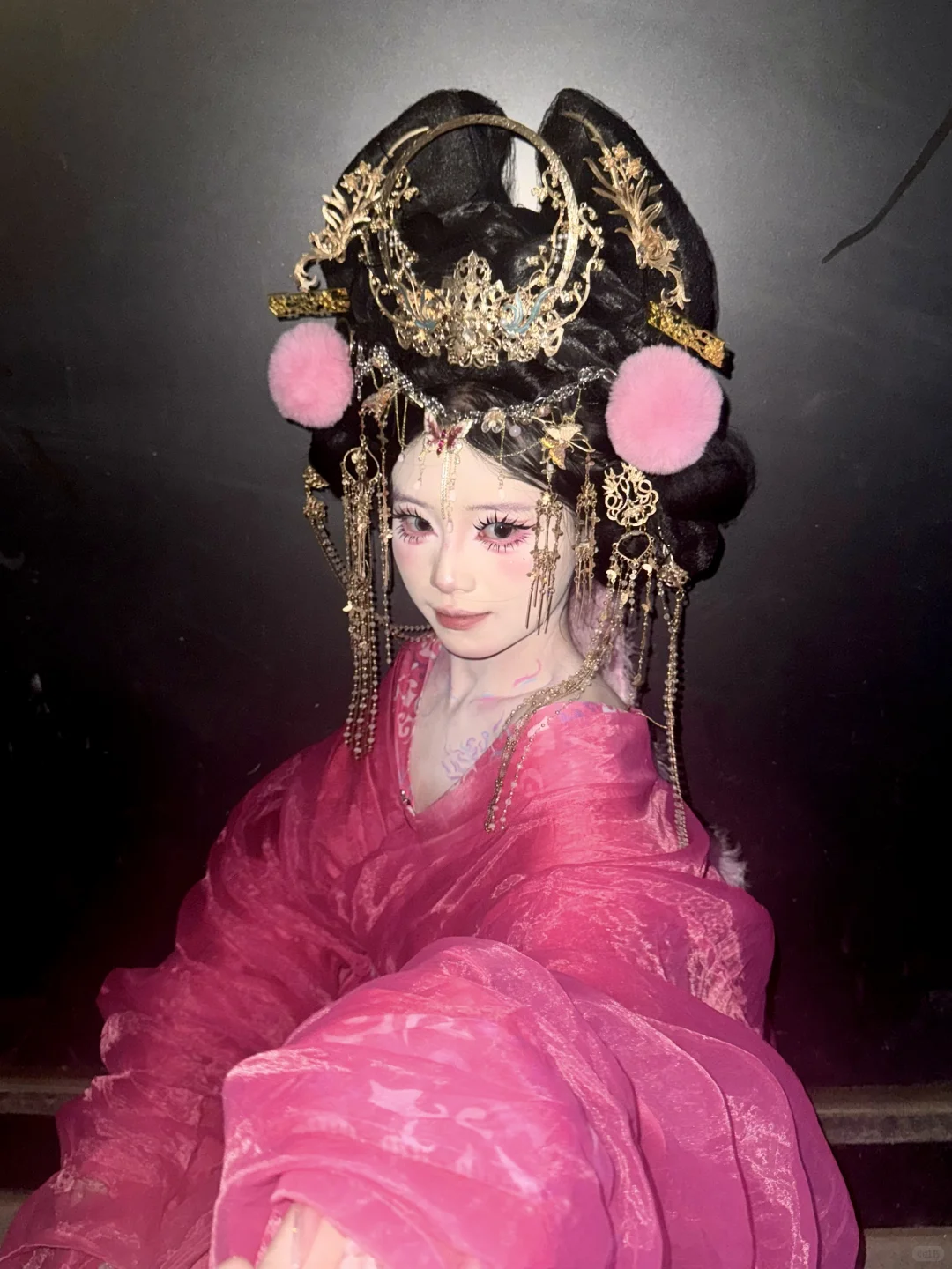 “我是妖又如何？大王难道不爱吗？”｜西安妆造