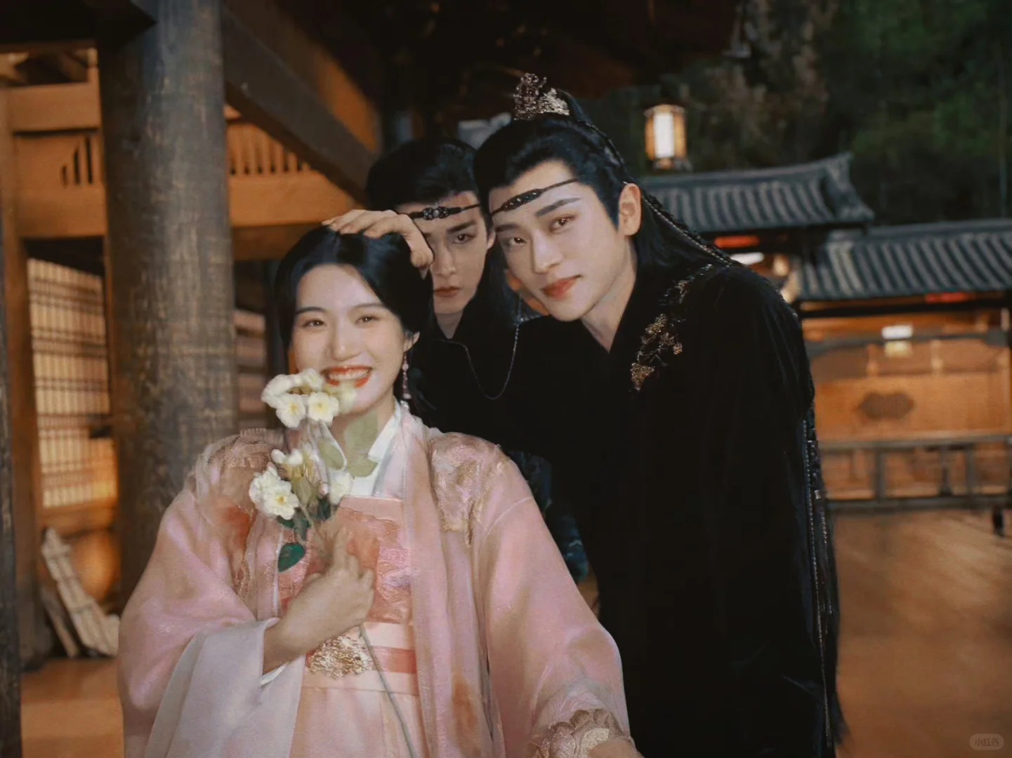 夜色尚浅——幸有你来山未孤🔟