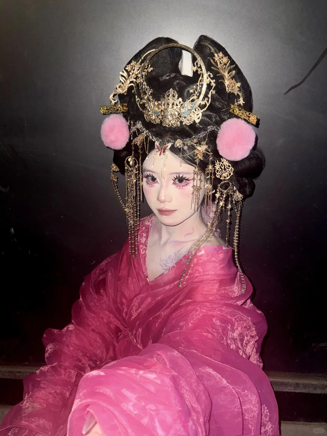 “我是妖又如何？大王难道不爱吗？”｜西安妆造