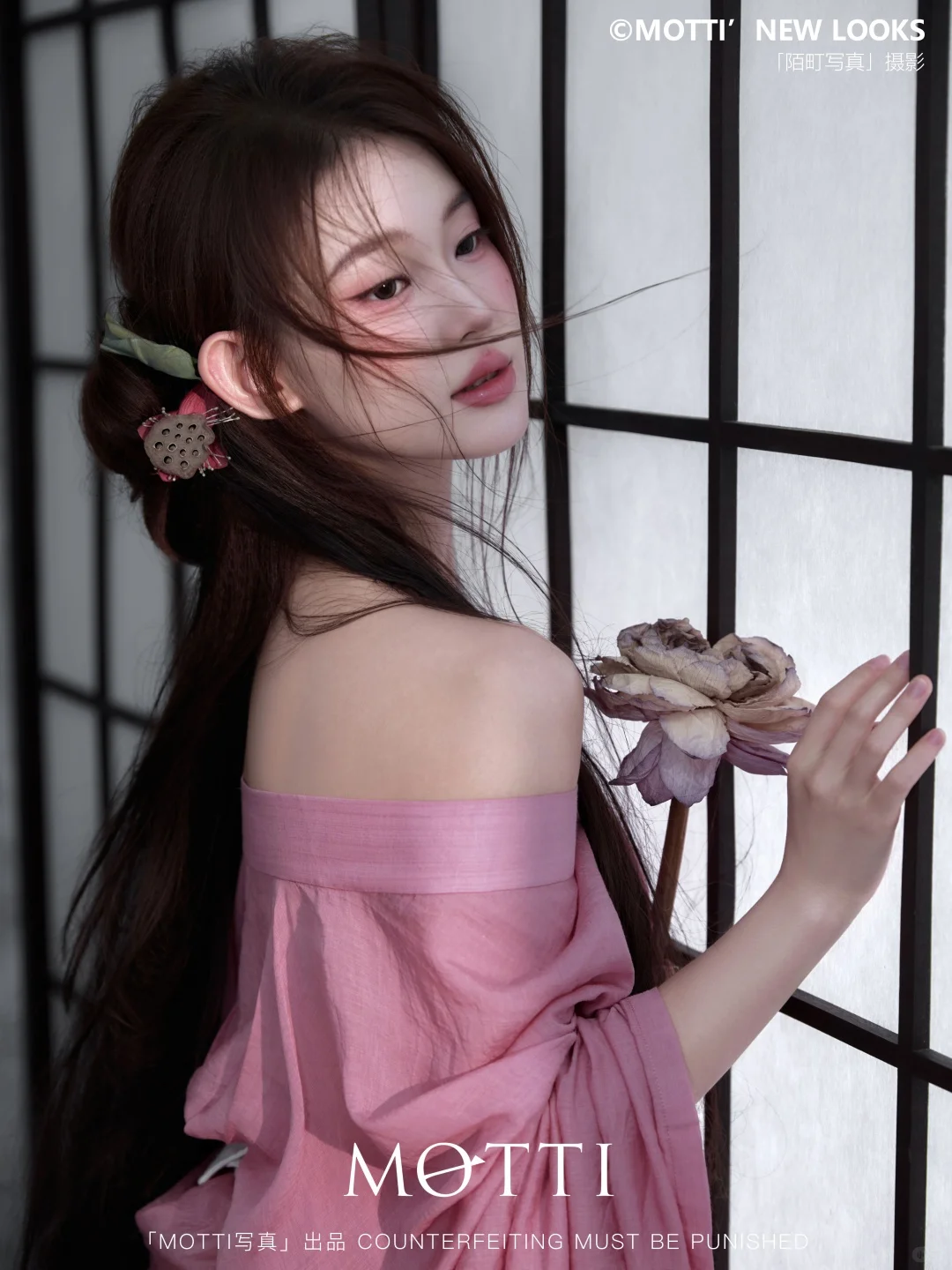 在室内小景🎐遇见清冷与妩媚交织的她💦
