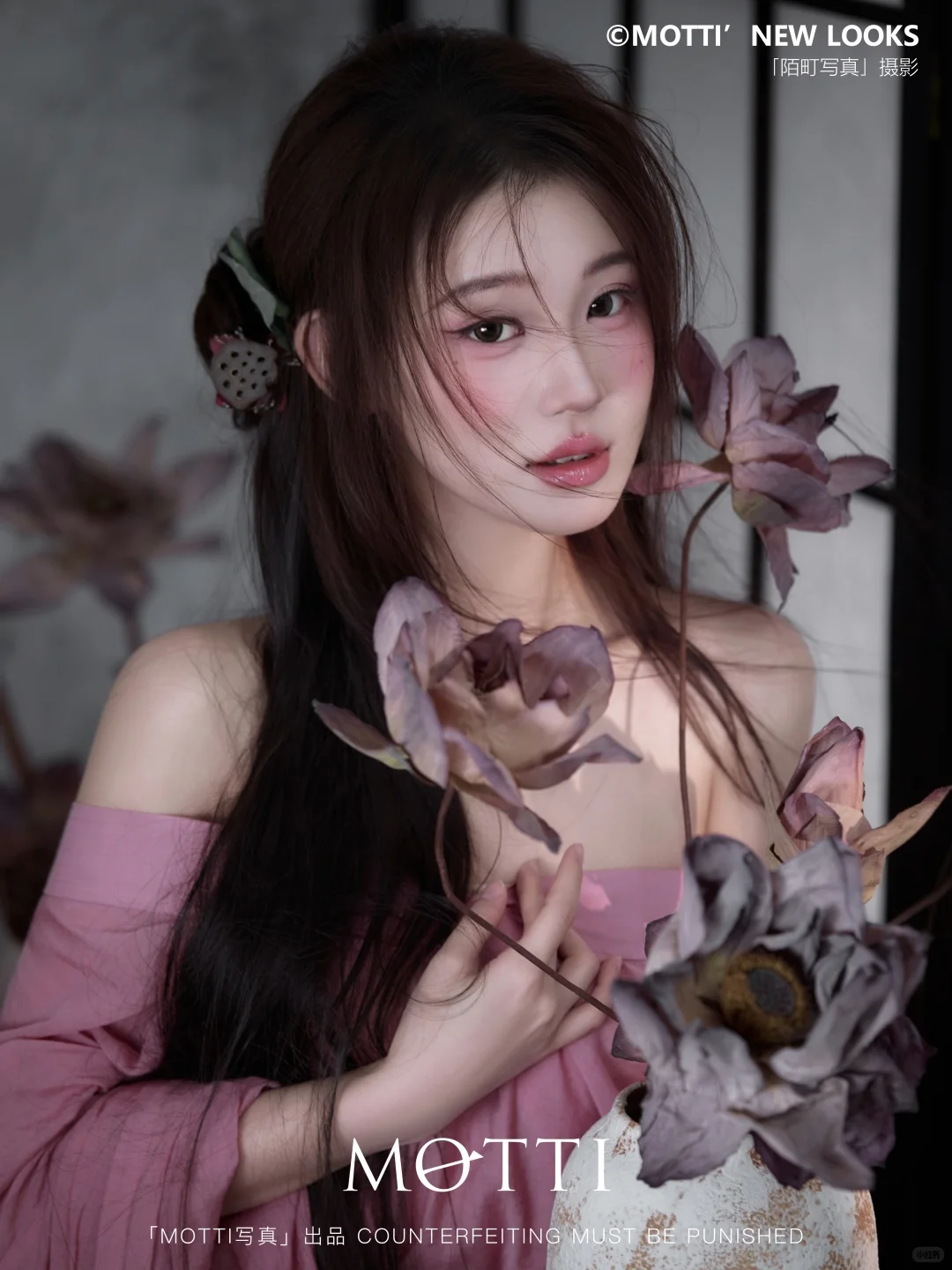 在室内小景🎐遇见清冷与妩媚交织的她💦