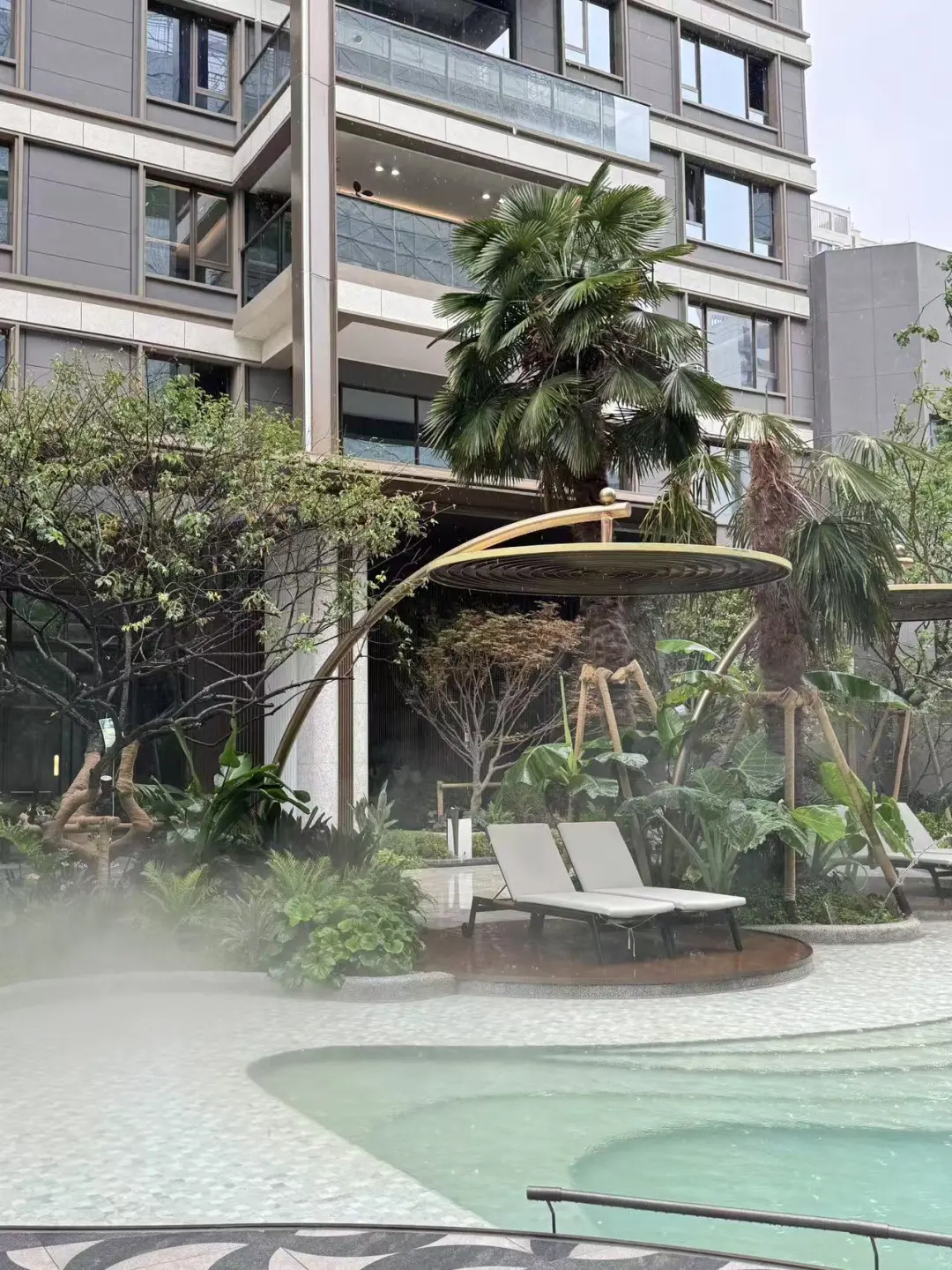 科技路惊现双央企洋房，太卷了🏡