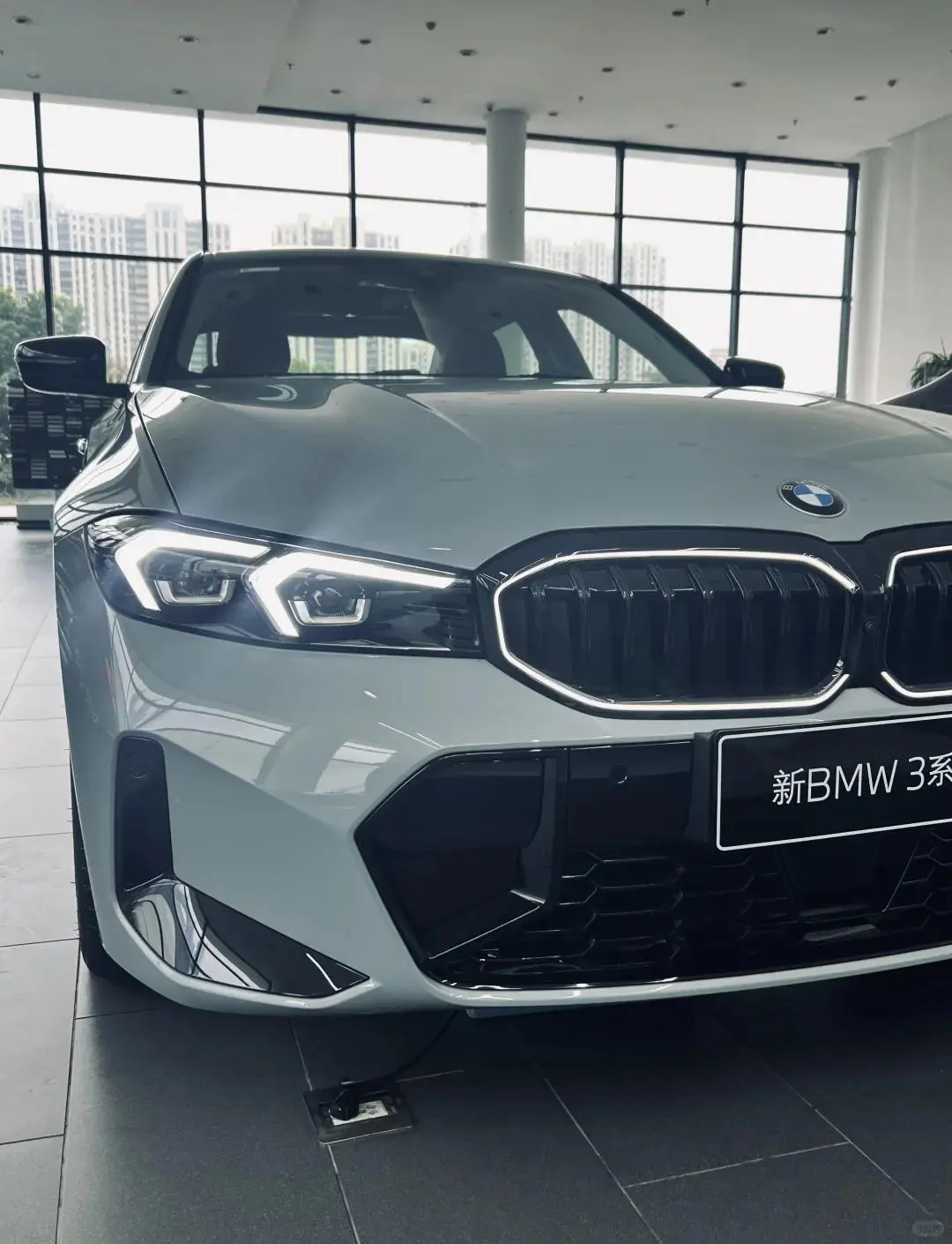 求购宝马3系 325 li 8万公里以下
