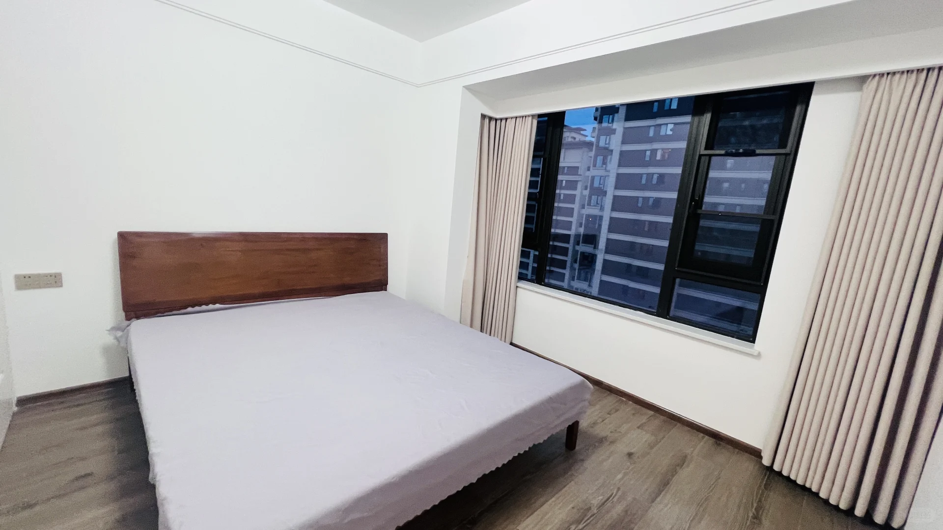 金茂建发泊悦江景好房出租