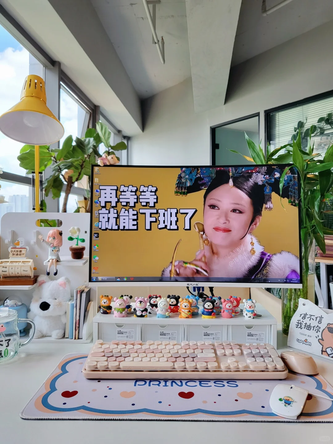 打工人才懂的痛！这组壁纸让我在办公室杀疯