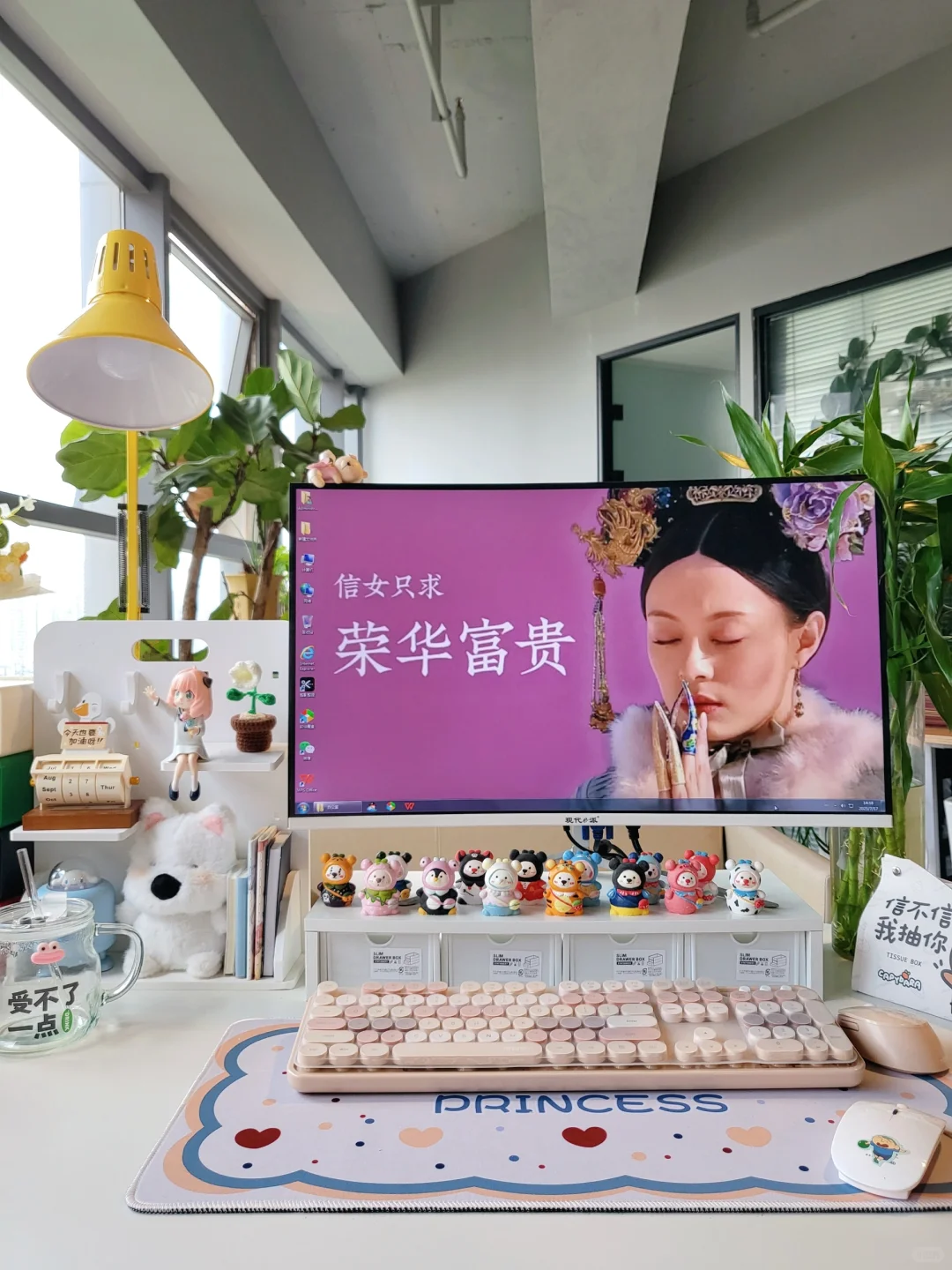 打工人才懂的痛！这组壁纸让我在办公室杀疯