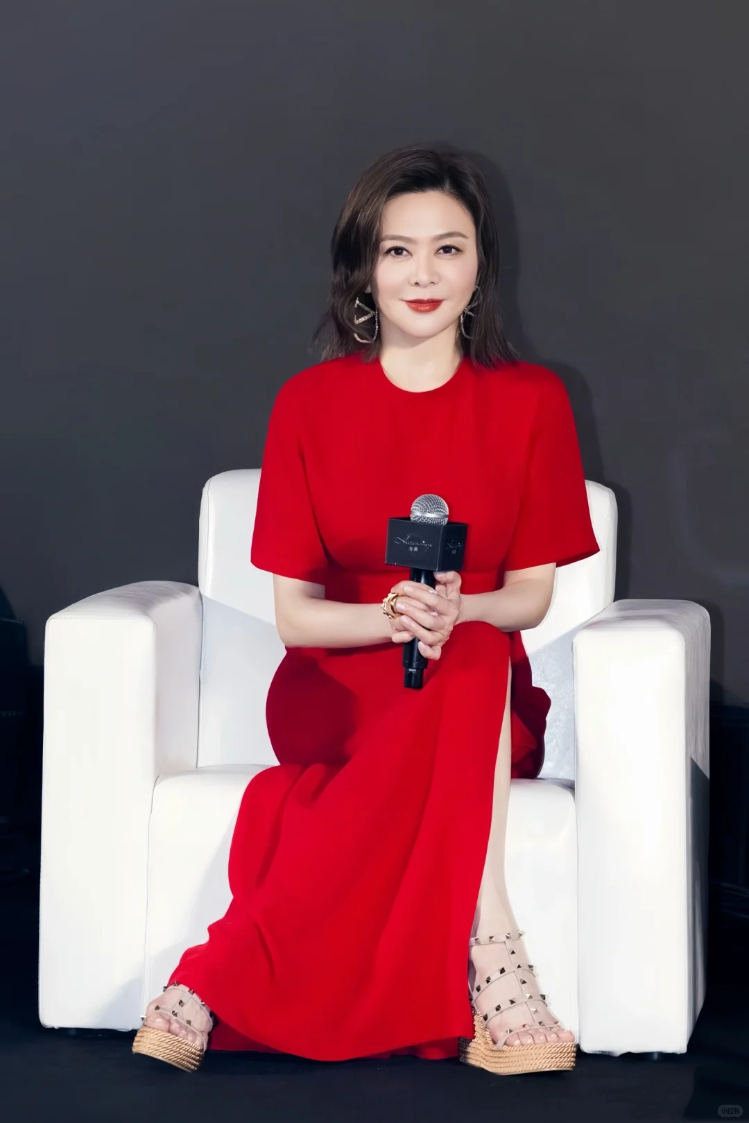 艳丽的关之琳