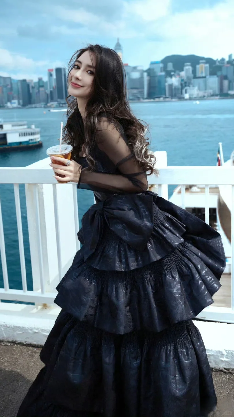 受够了可爱甜妹，我爱明艳大美女