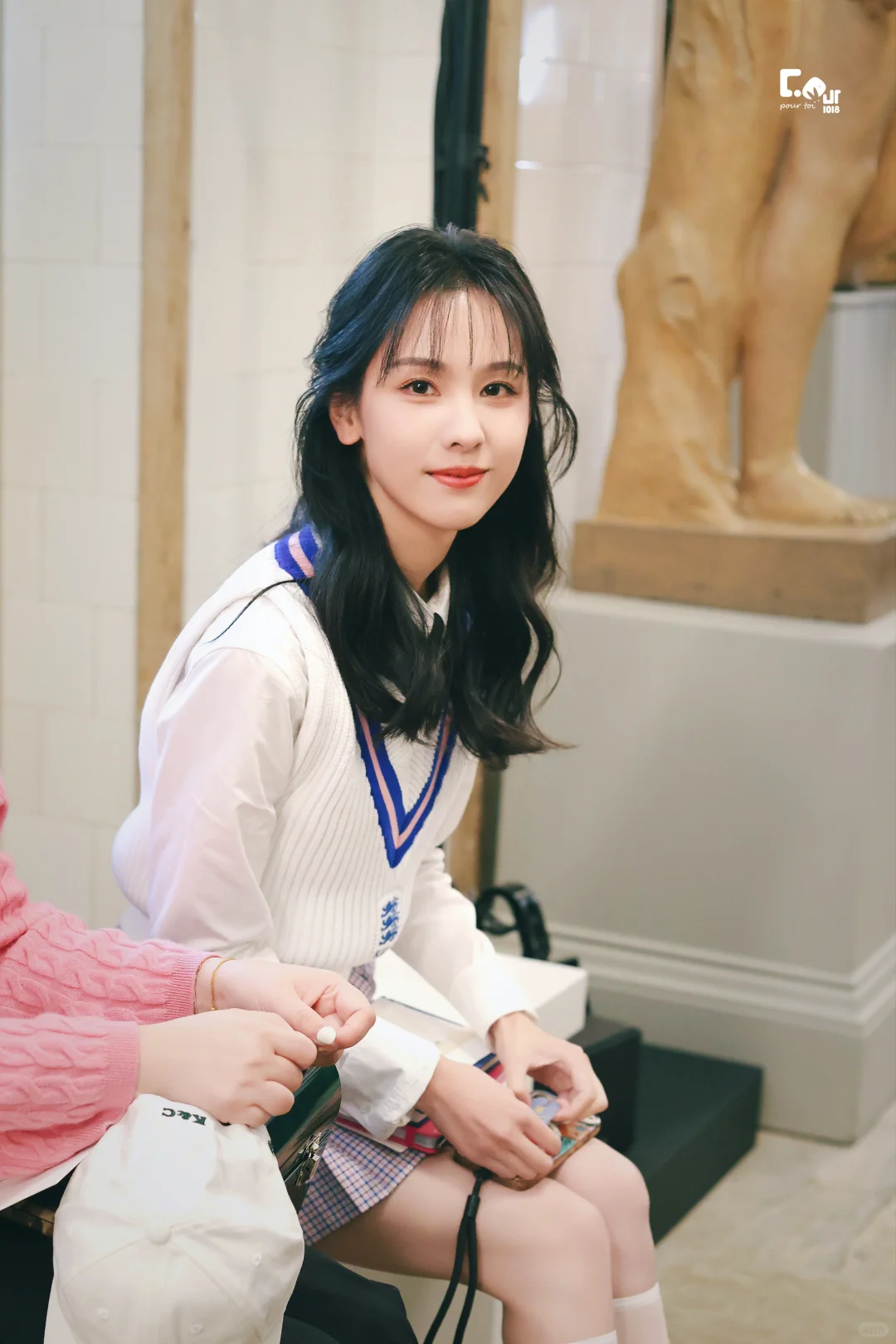 陈都灵白丝