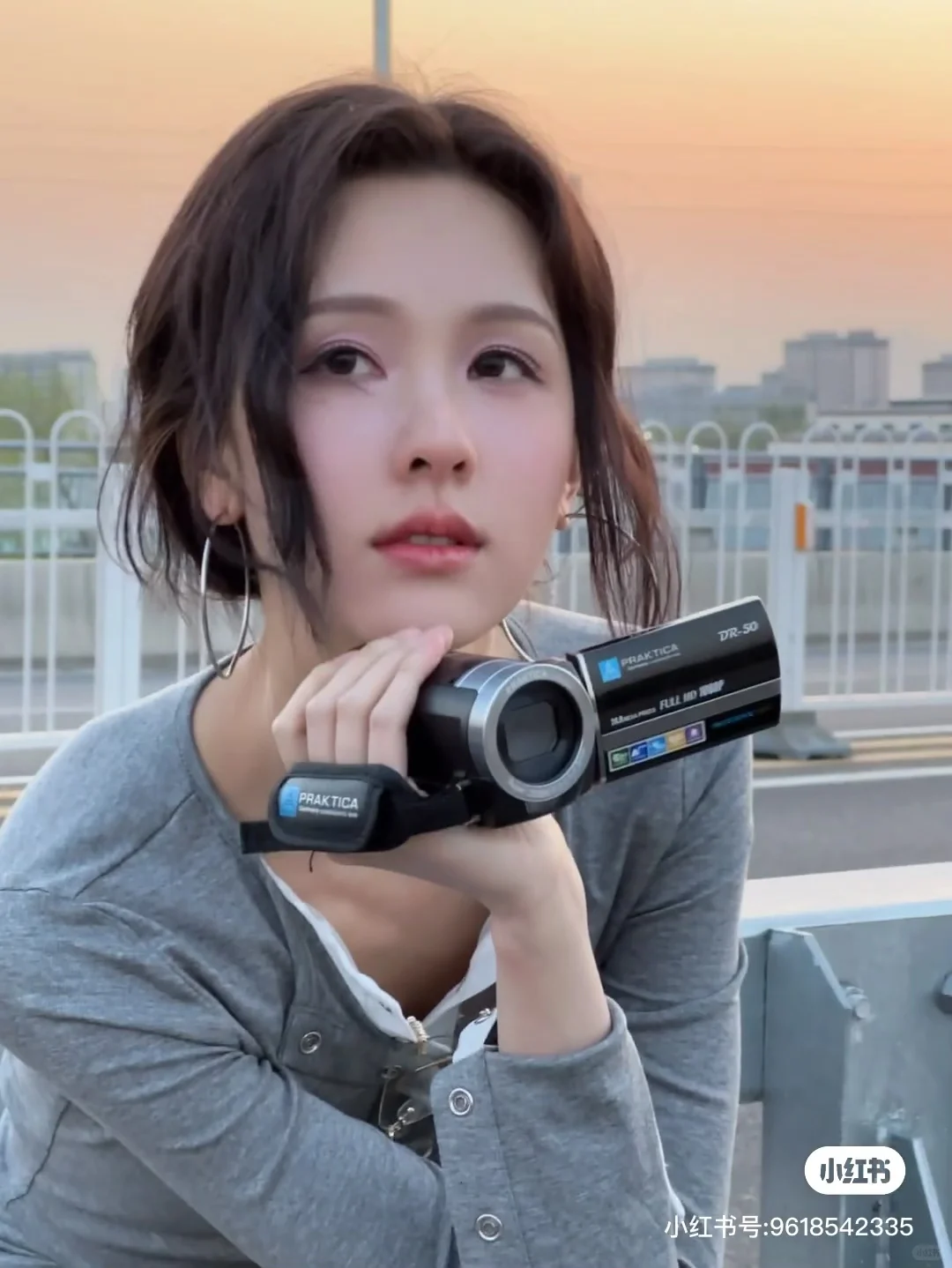 美女☺️