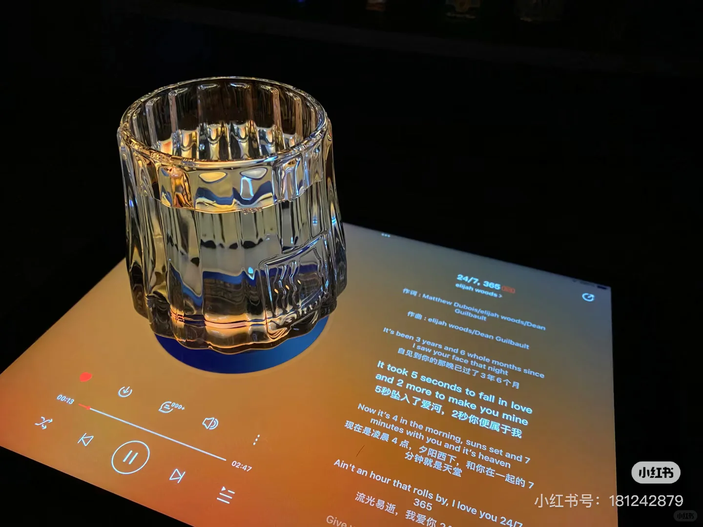 发现没有，图片这种情调一般都是骚逼的标配