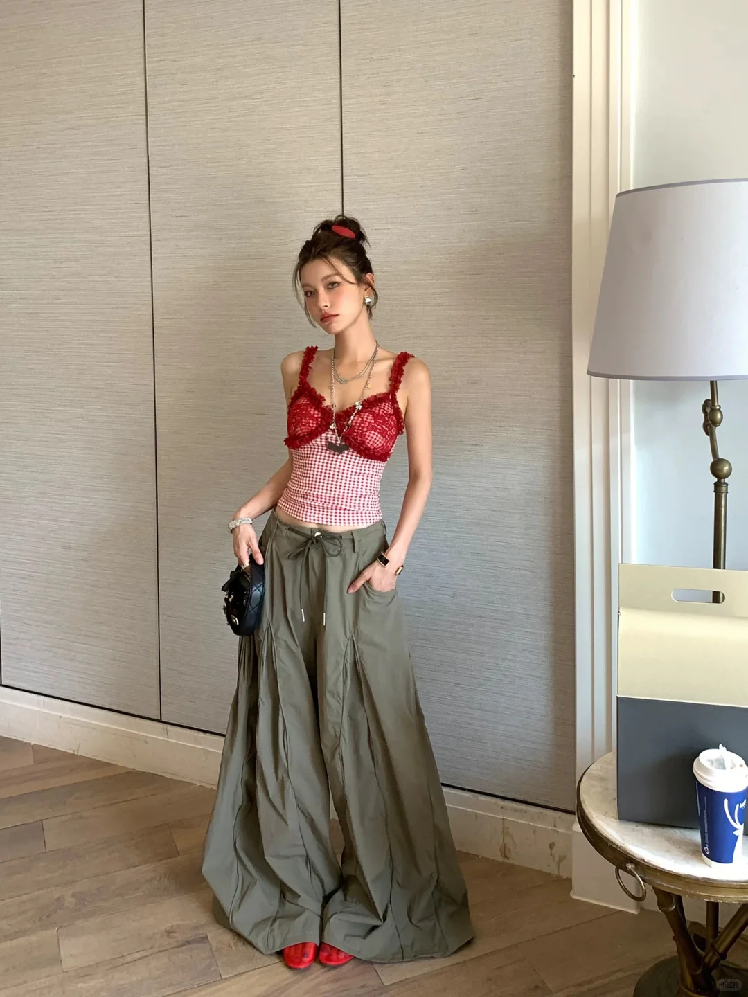 甜酷辣妹OOTD｜蕾丝不一定斩女但一定斩男