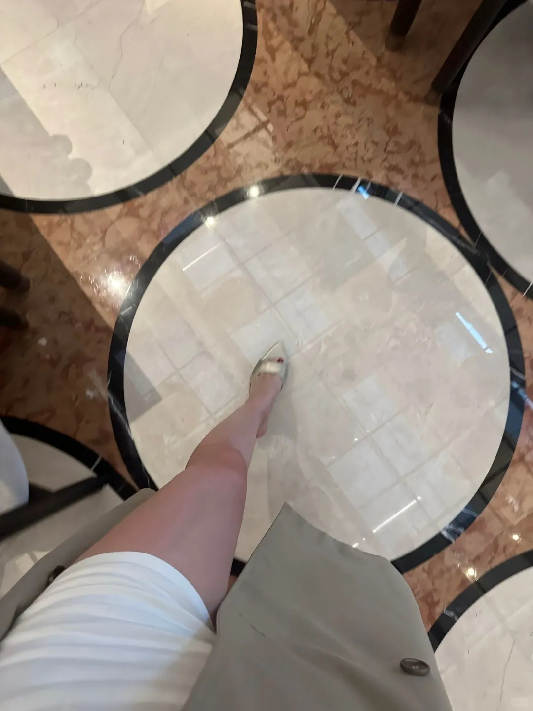 这套真的太显身材了！🍁