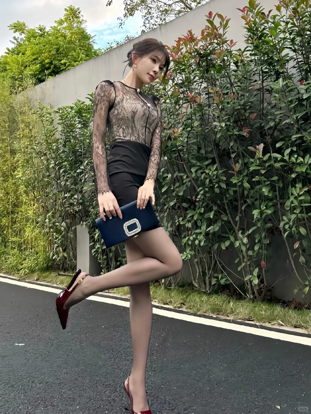 徐莉芝🫧黑丝长腿 [尤物]