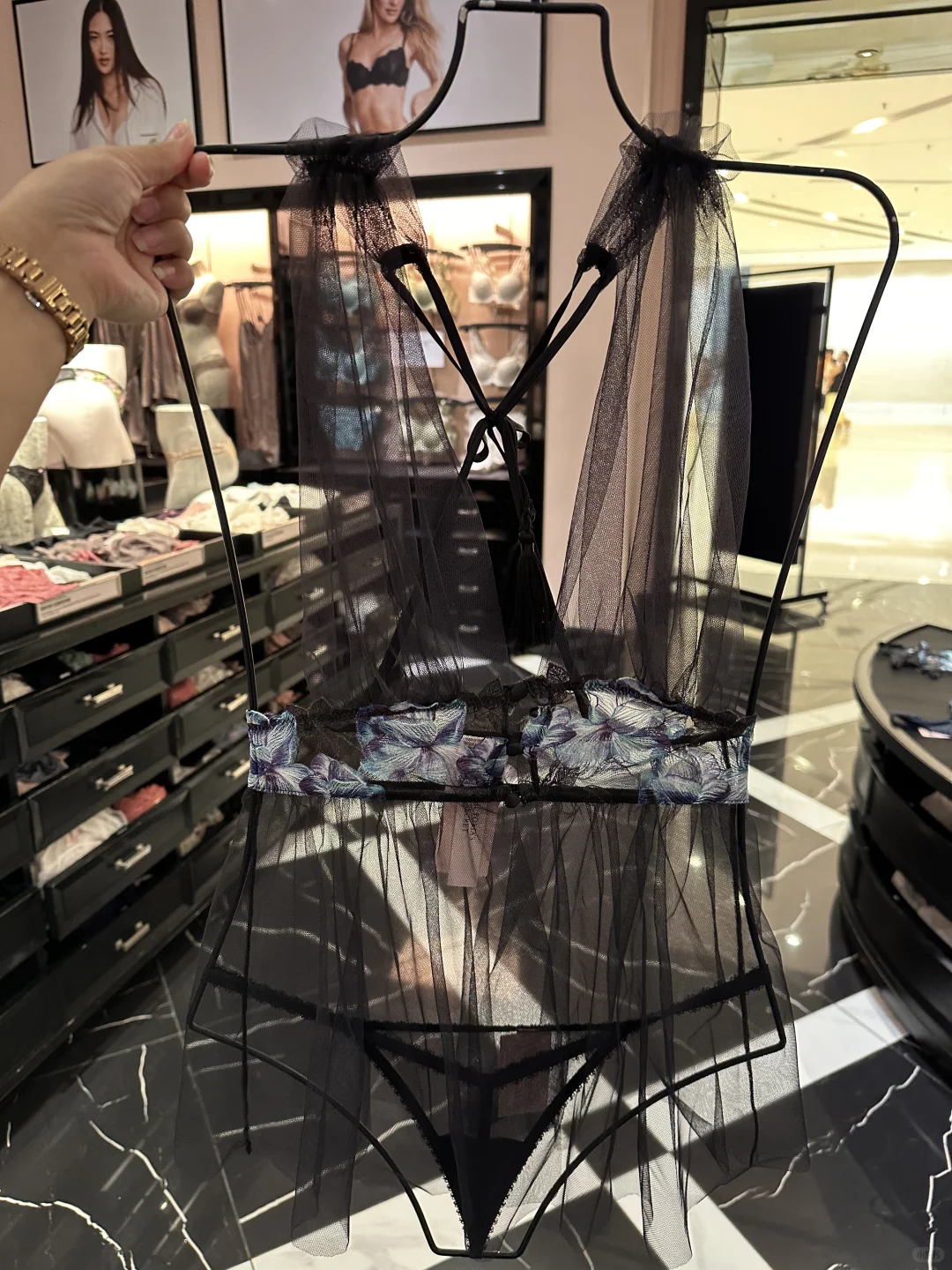 安利一波新品，暗夜魅惑系👄