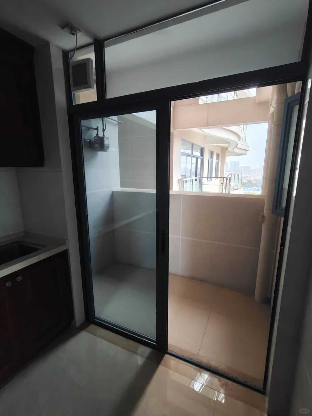 申请到天河区单位住宅，三房一厅145