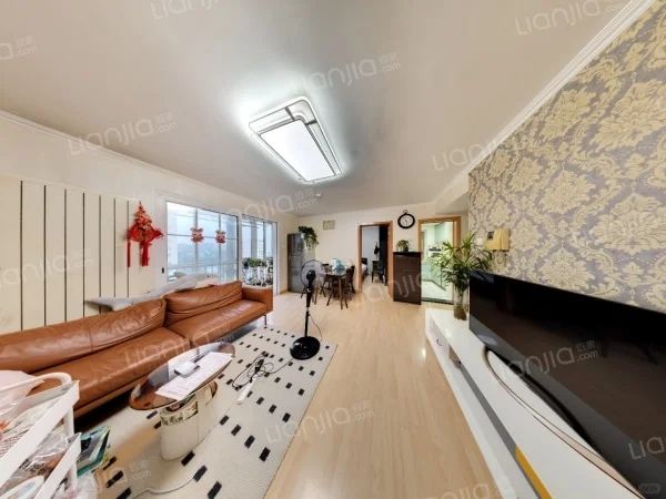 🏠紧凑小三居，首付61万，公立幼儿园