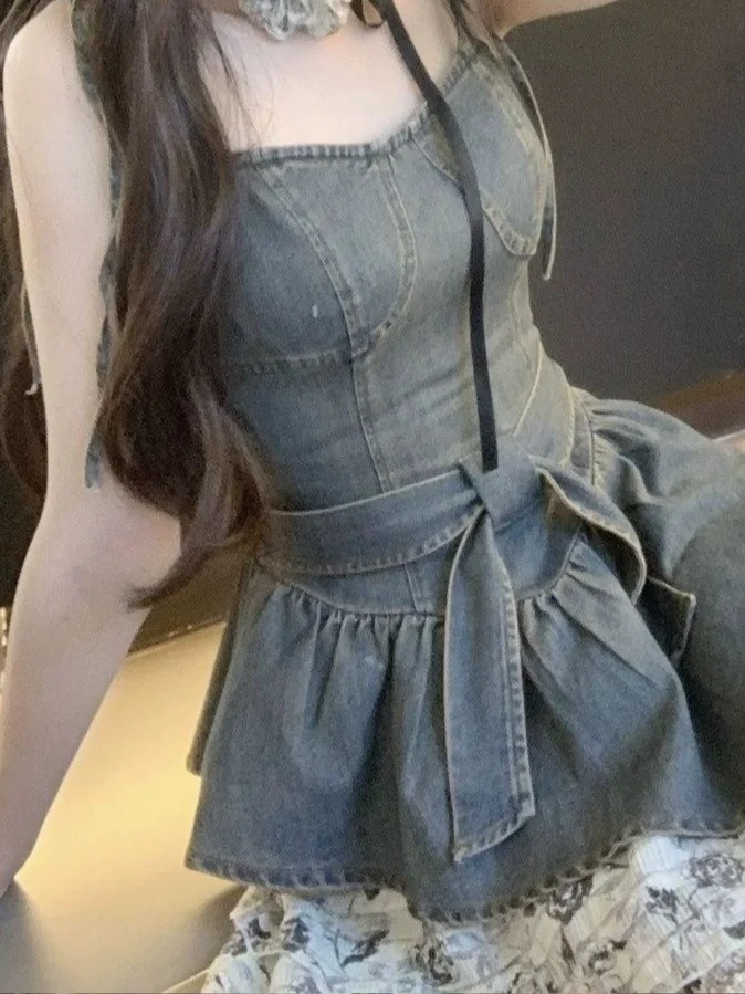 纯欲狙击｜碎花拼接牛仔吊带裙｜夏日辣妹战袍