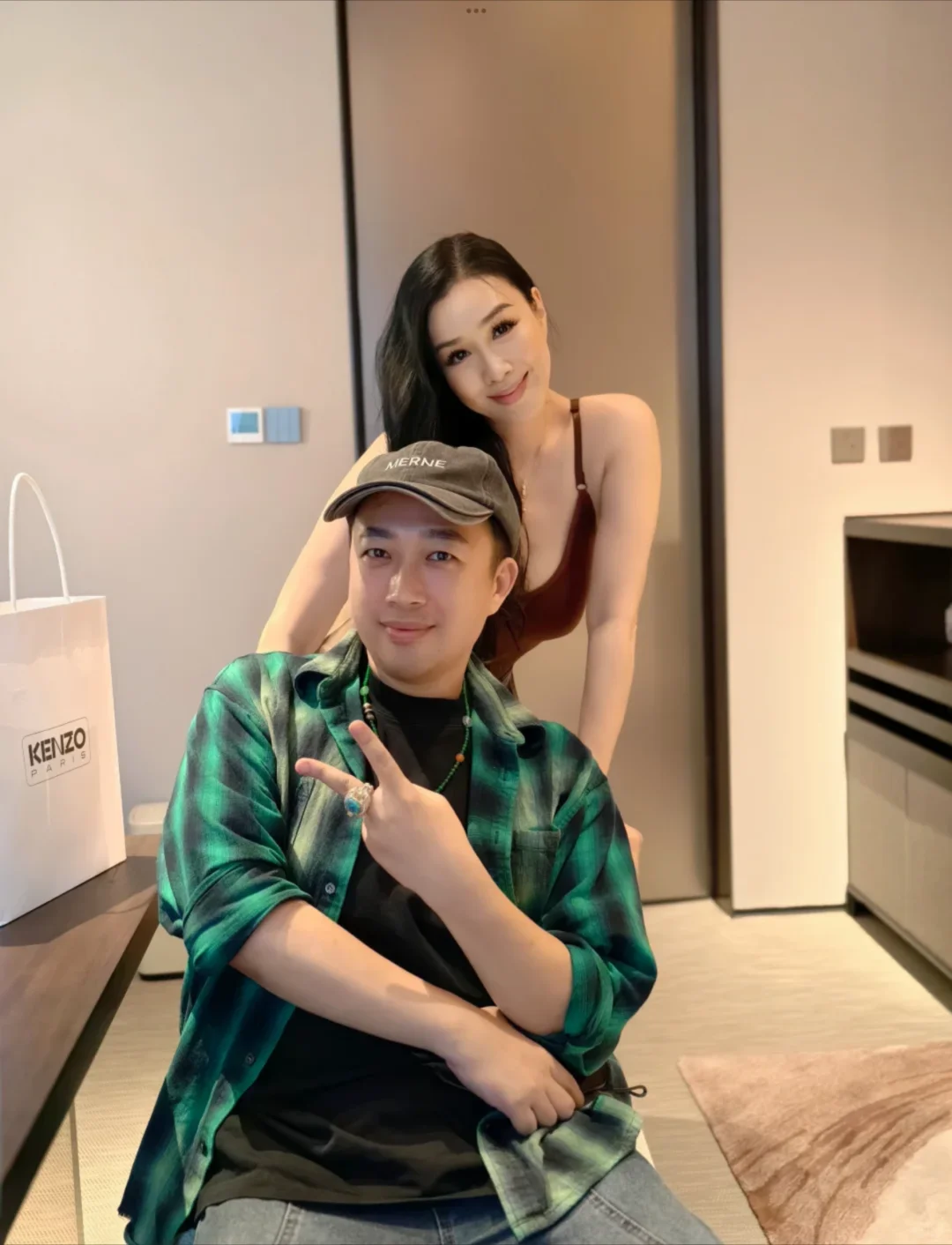 何晟铭在于正几番拉扯之下再度走红，但是？