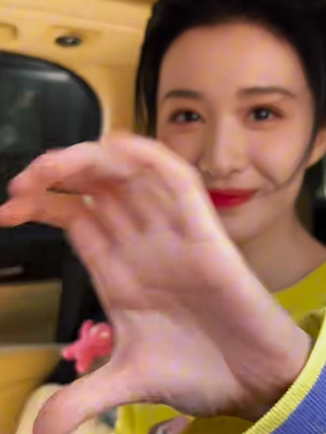 最近真的被此女迷死