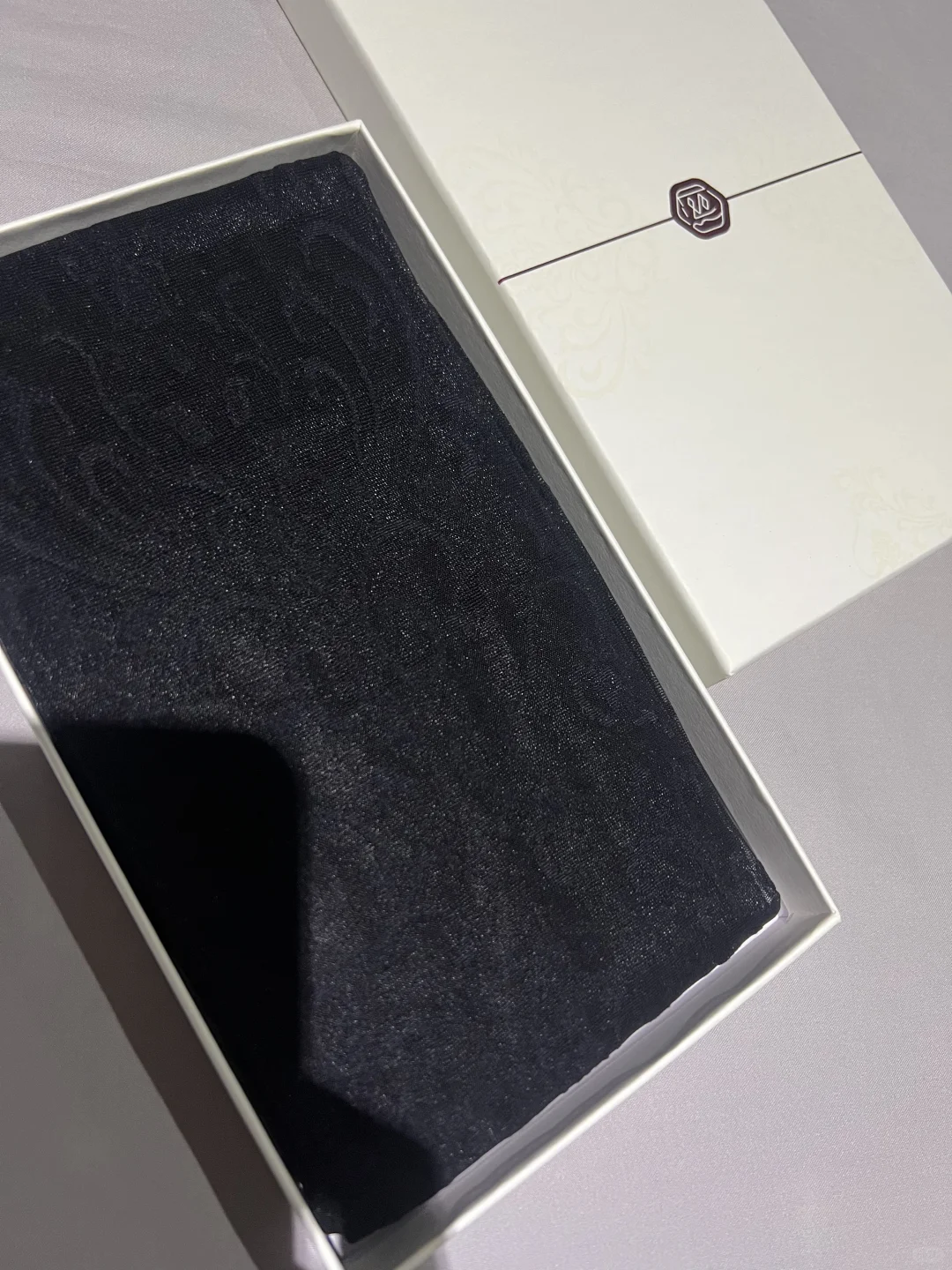 边赏雅诗边看腿，雅俗共赏何其美