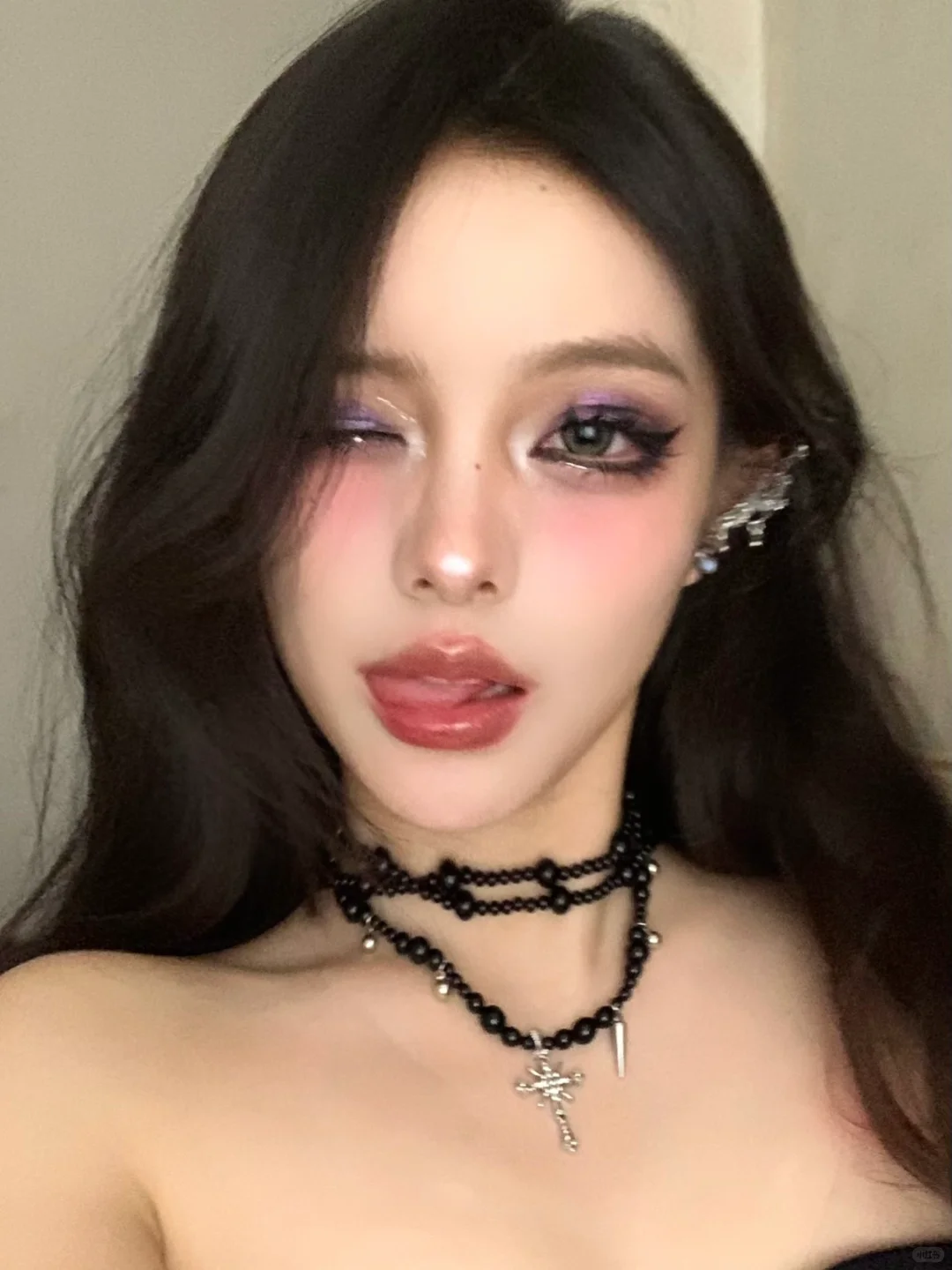 进来帮我选一下封面