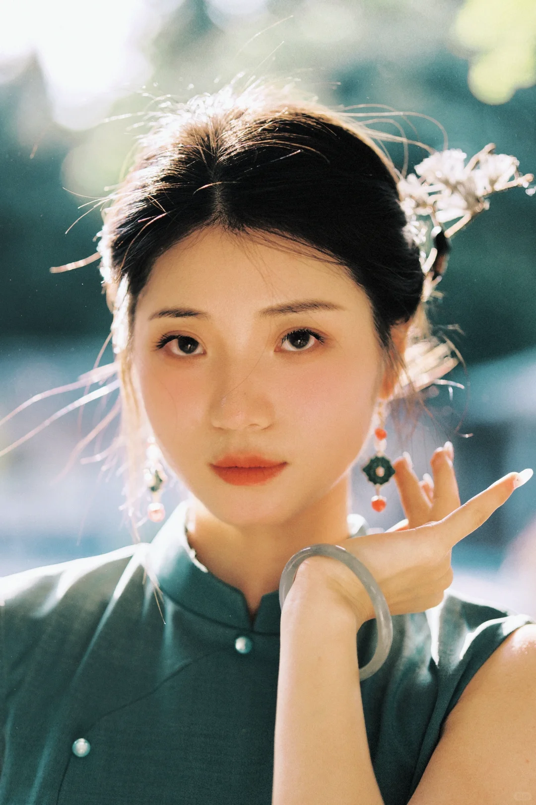 太原拍照好去处｜绿色旗袍