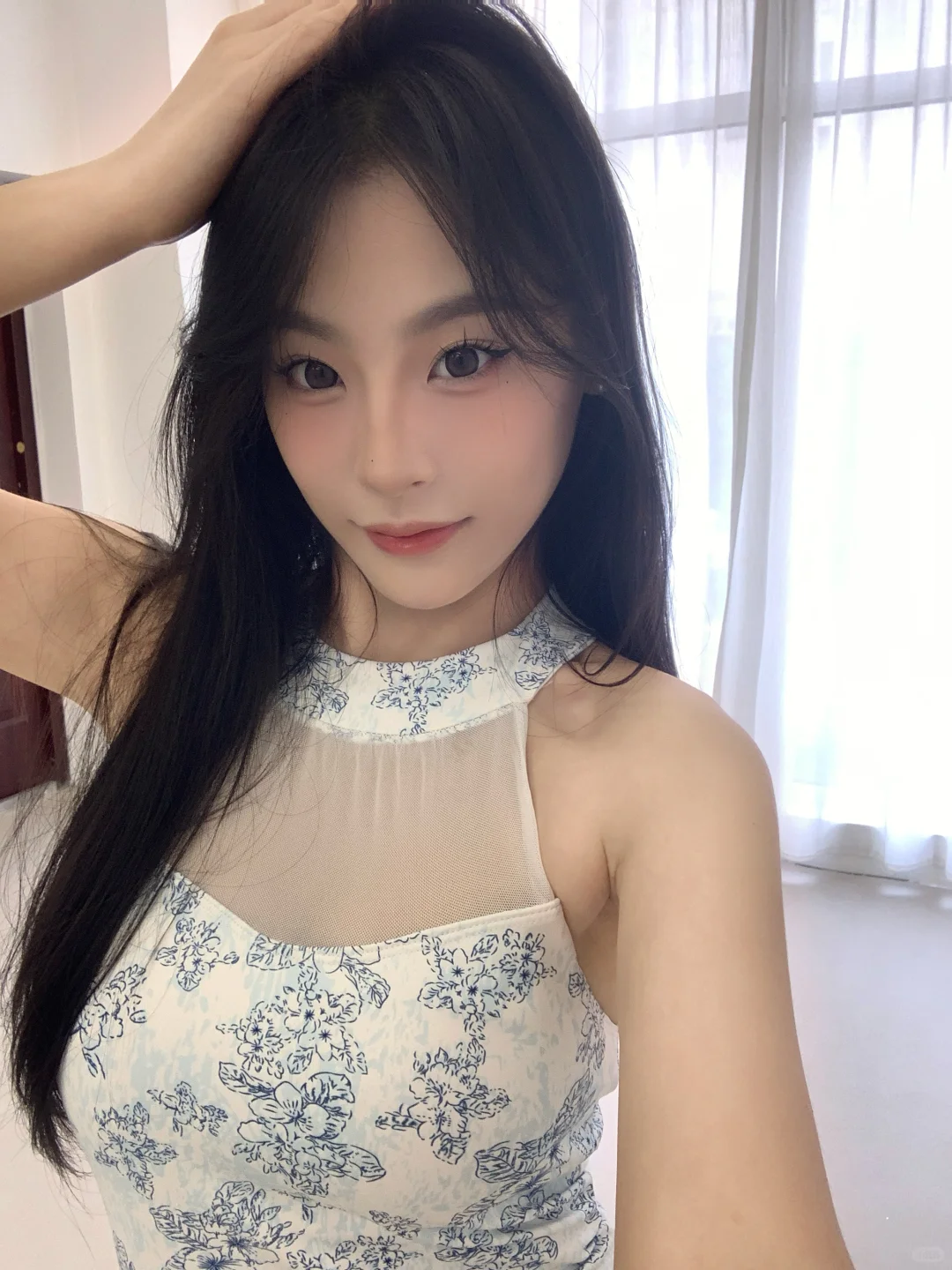 在教室偷偷拍一下