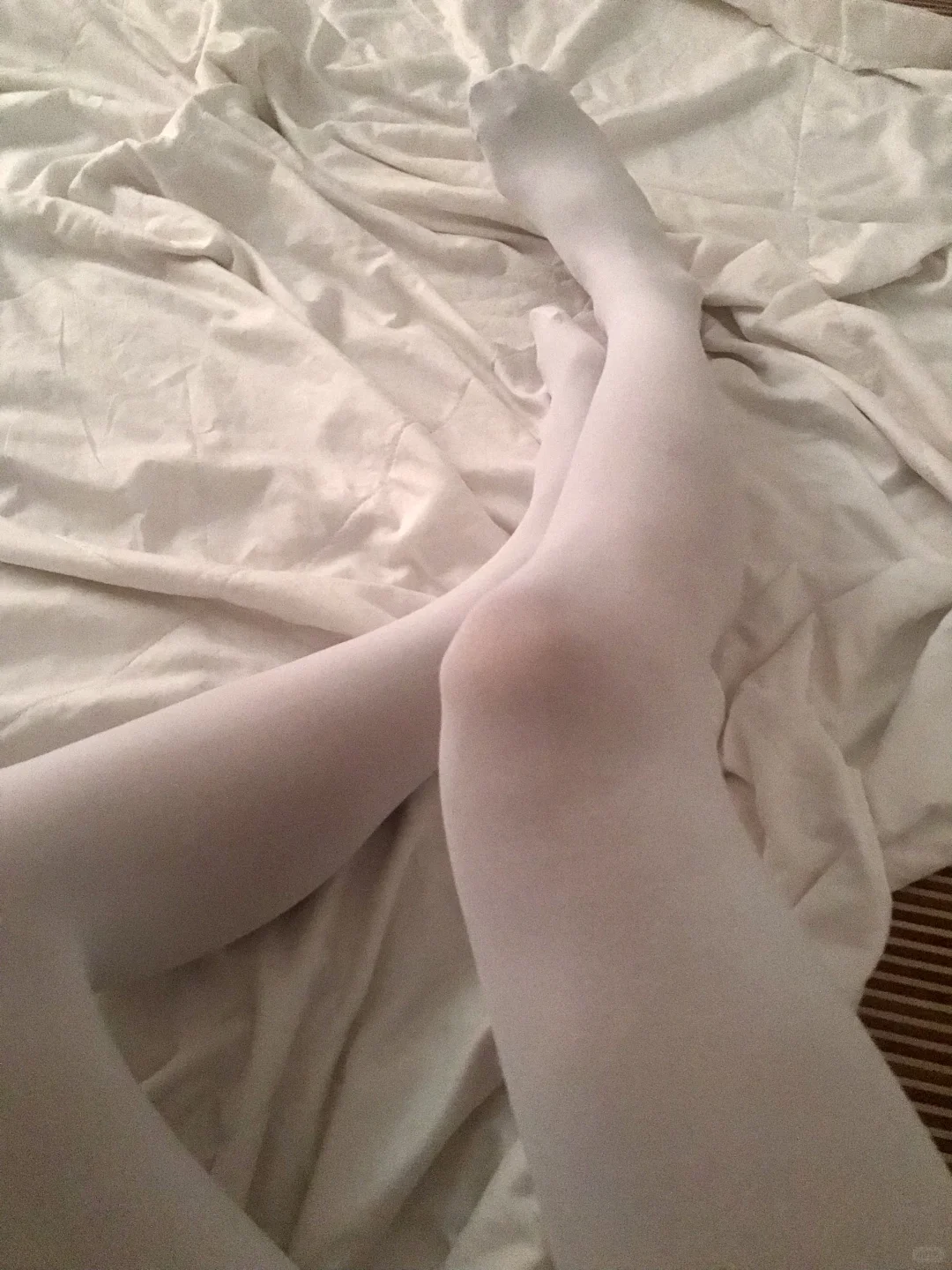 1⃣️个男孩子白丝日常