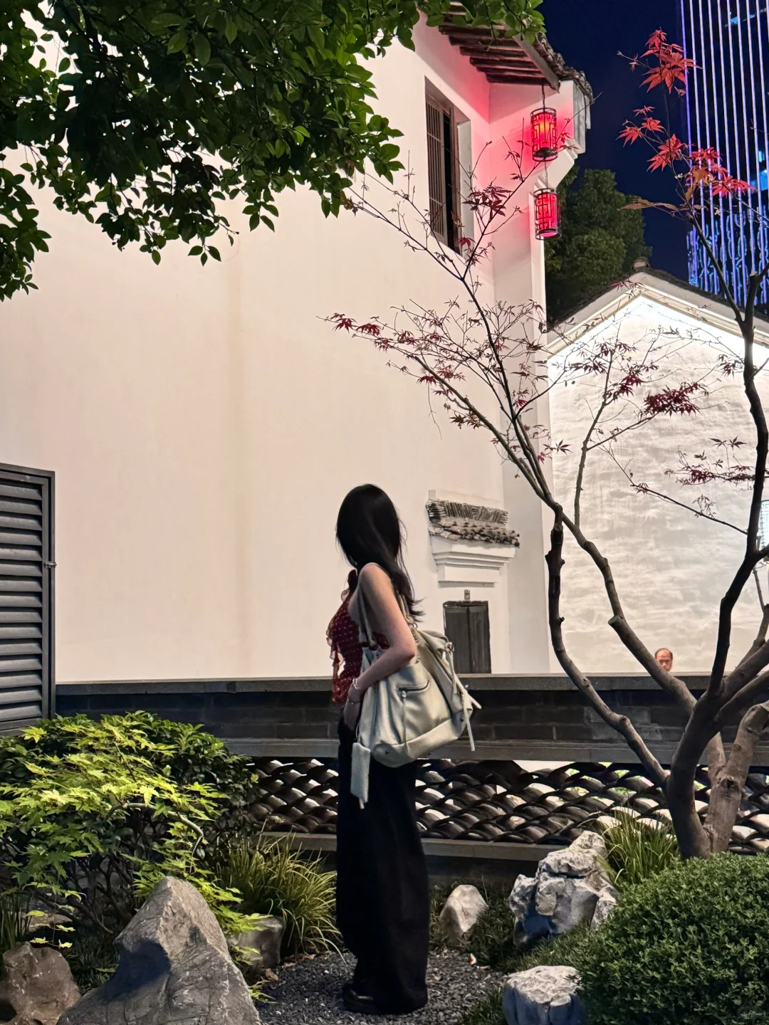 这眼妆 娇俏小狐狸既视感🥹