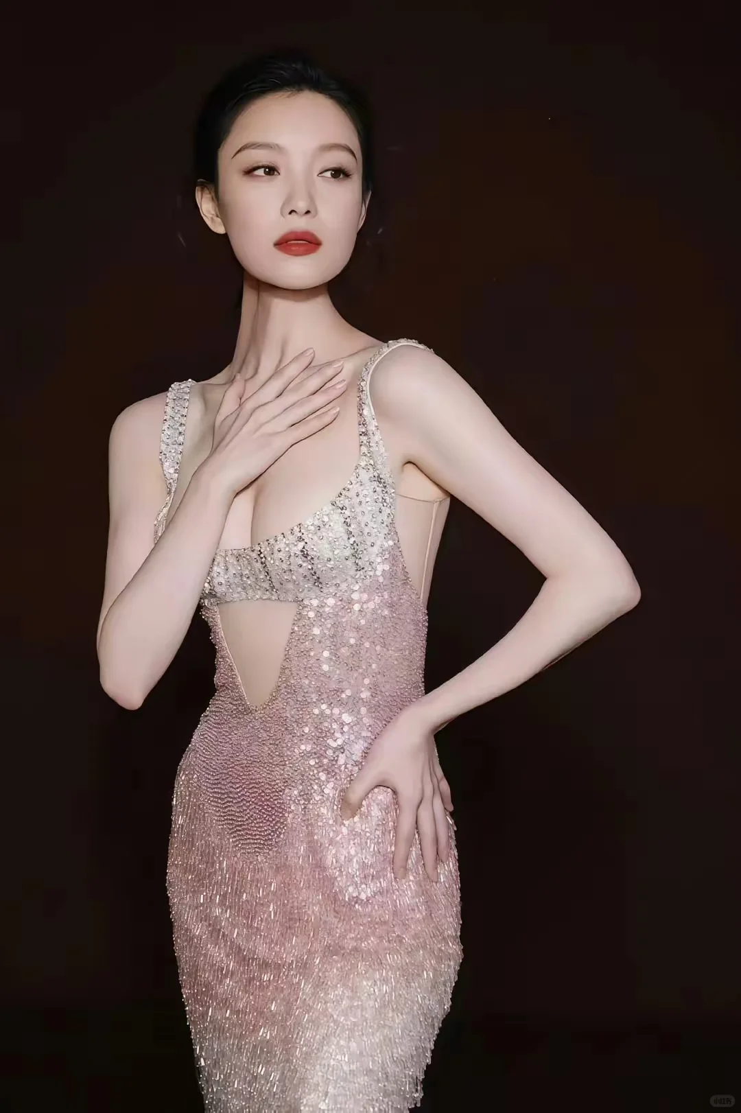 倪妮 妩媚勾魂 风情万种！❤️