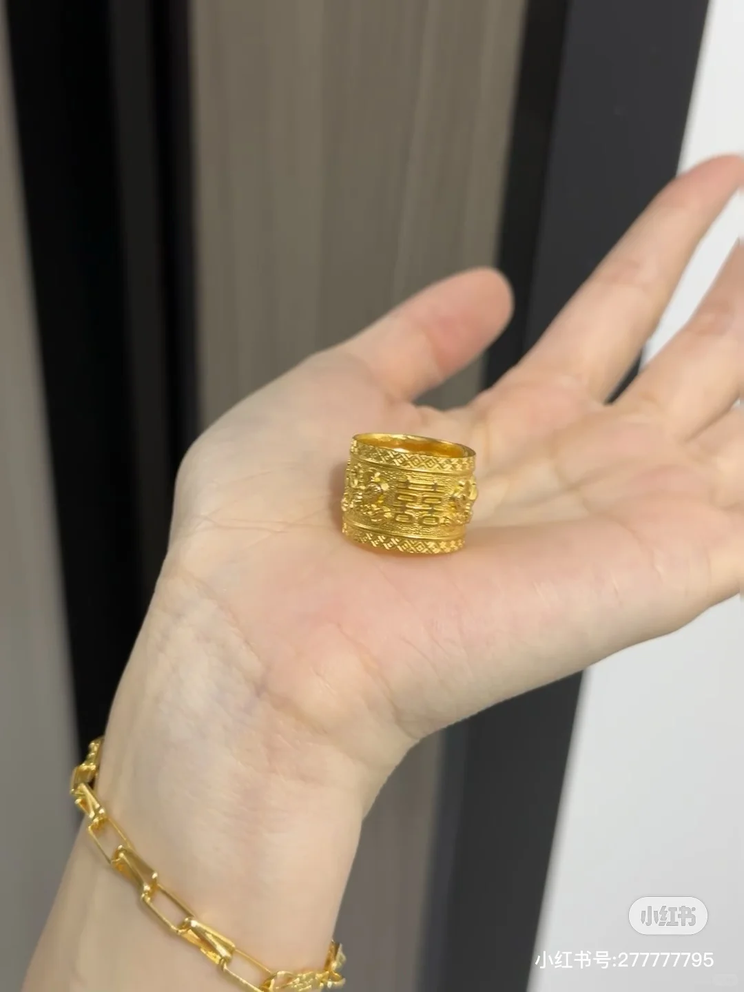 求购这几款黄金饰品