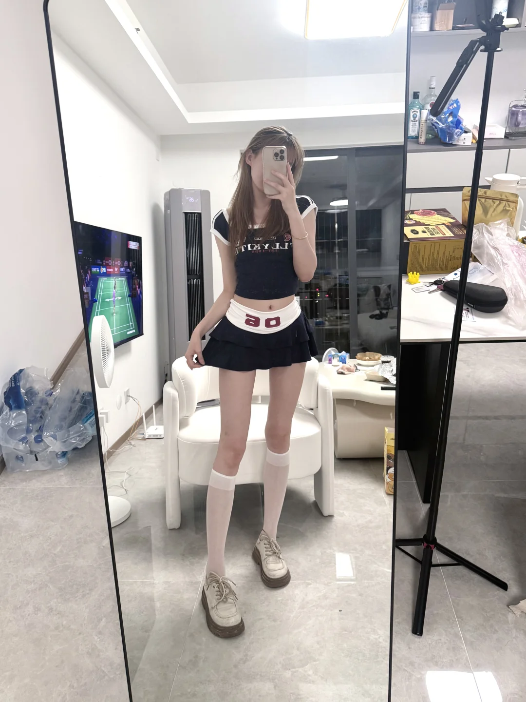 今日份OOTD 白丝好好看