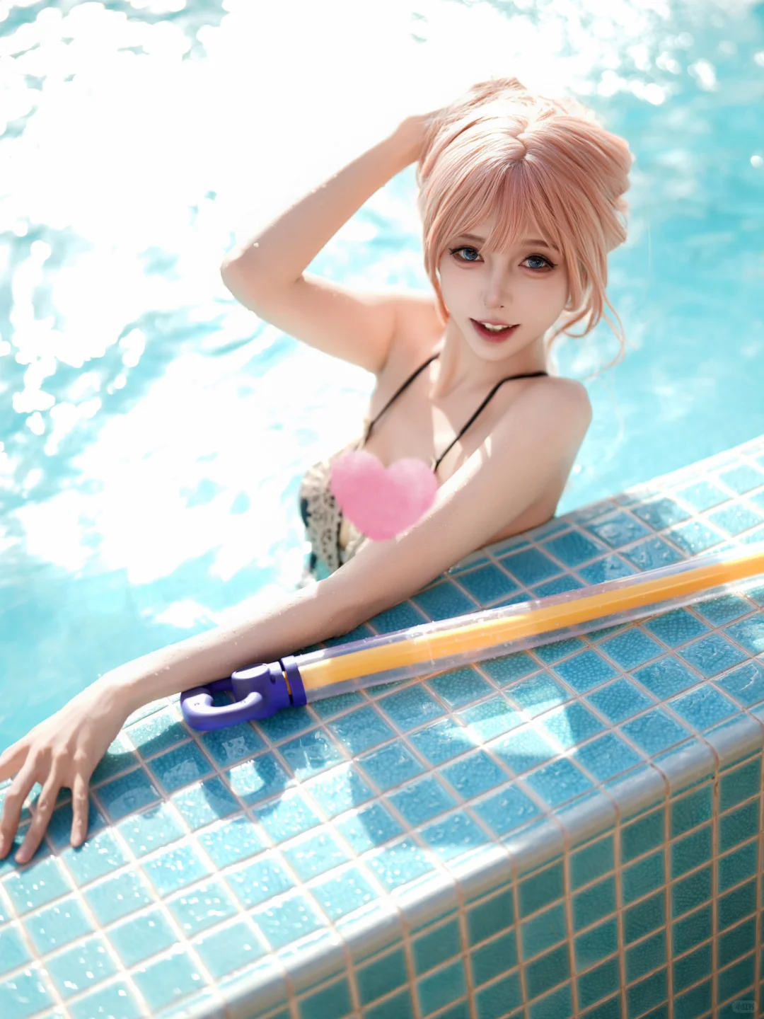 夏日泳池阳光美少女！永远的主题！