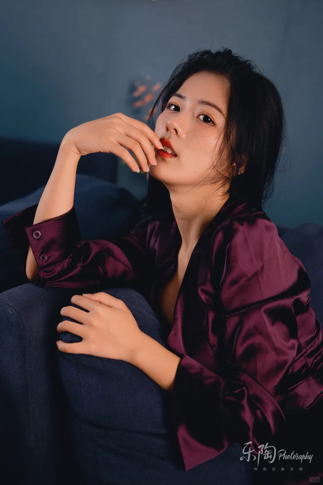 “妹妹说紫色很有韵味”