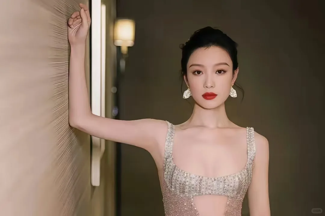 倪妮 妩媚勾魂 风情万种！❤️