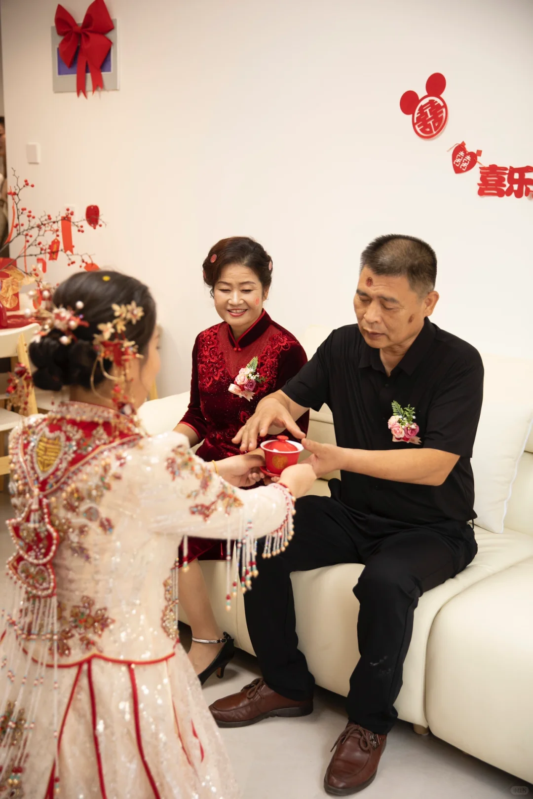 耽搁了好久 发一下我找到的宝藏主持人
